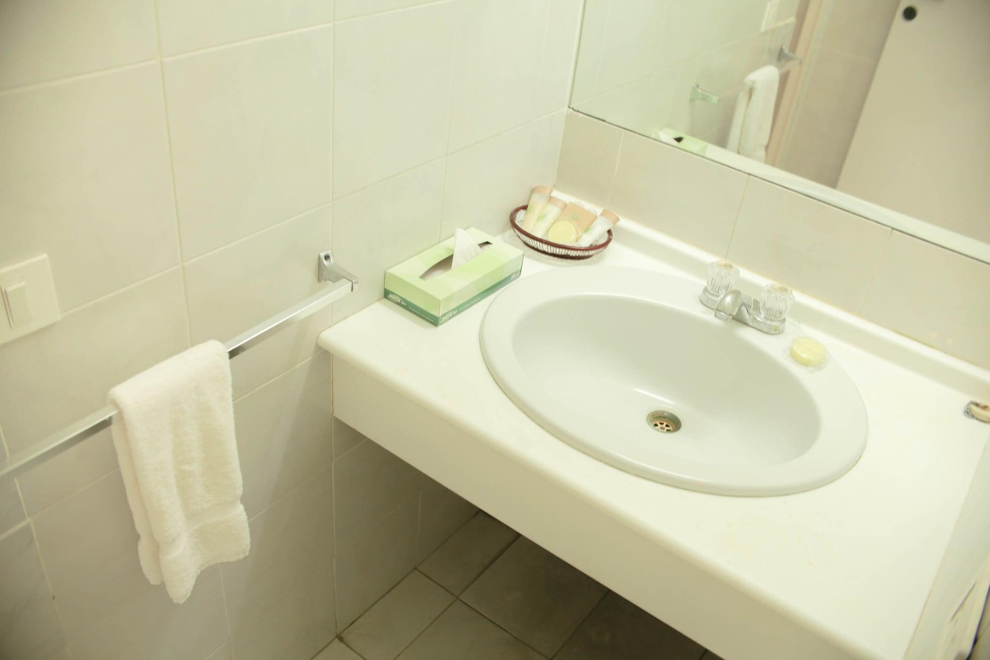 Heritage Hotel St. John's ภายนอก รูปภาพ